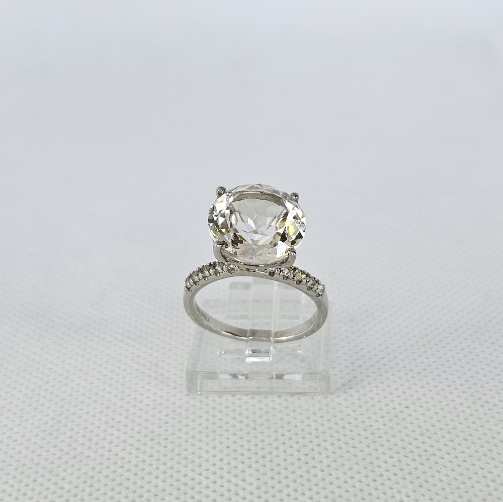 Genuine White Topaz Ring Platinum over Sterling Silver Sz 8! 😲 - Picture 4 of 13